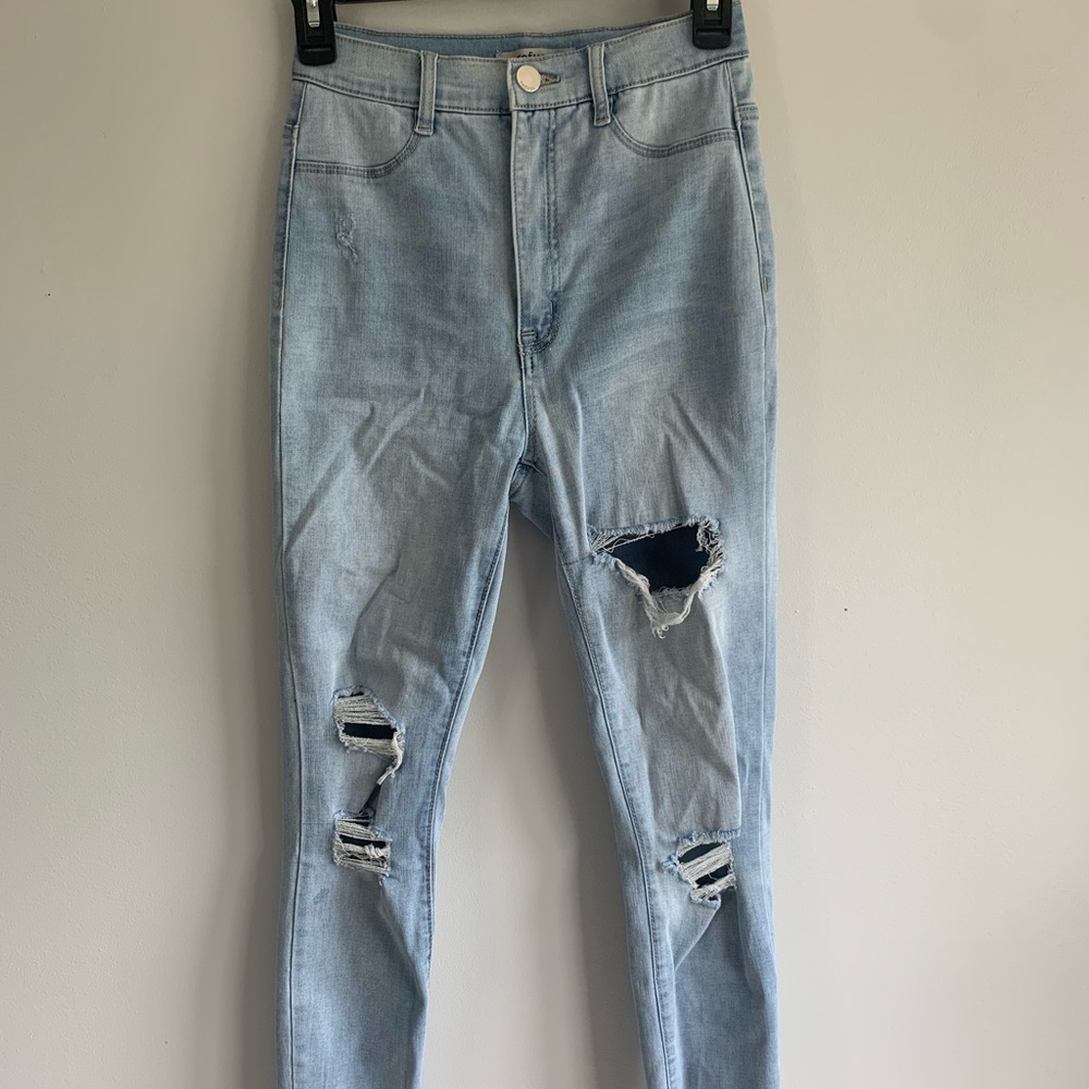 Womens Ripped Skinny Jeans